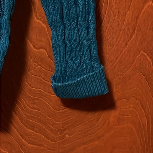 St. John’s Bay blue cable knit sweater-EUC - Picture 7 of 8